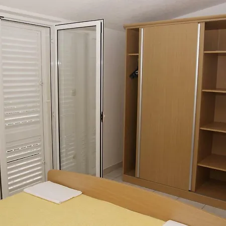 Lejlighed Bisevo *