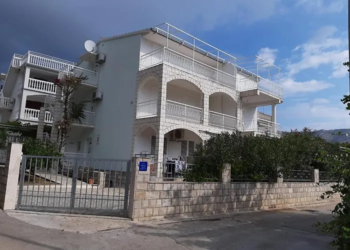 Bisevo オレビック