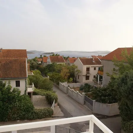 Bisevo Apartment